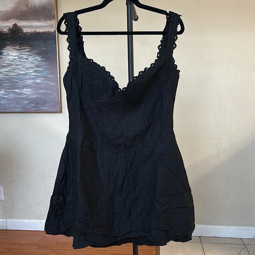 HOUSE OF CB 'Tilly' Black Pin Tuck Mini Dress NWOT Size L D-DD - Picture 6 of 7